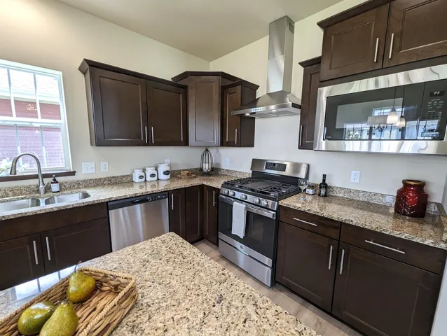 $483,100 | 26 Windflower Way, Mount Horeb, WI 53572