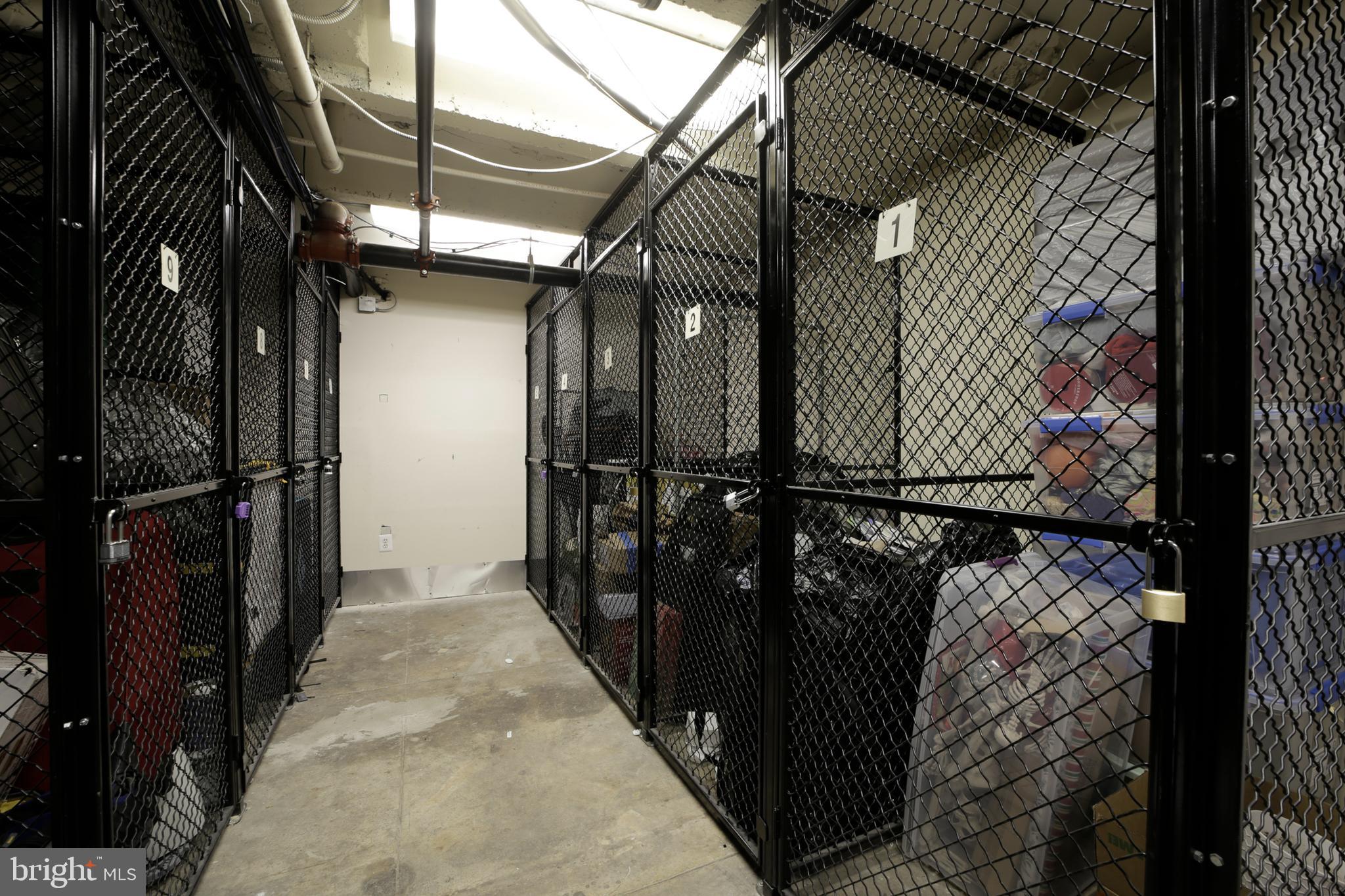 1401 Columbia Road Northwest, Unit 219 Washington, DC 20009 - Photo 27 of 33 a view of entryway
