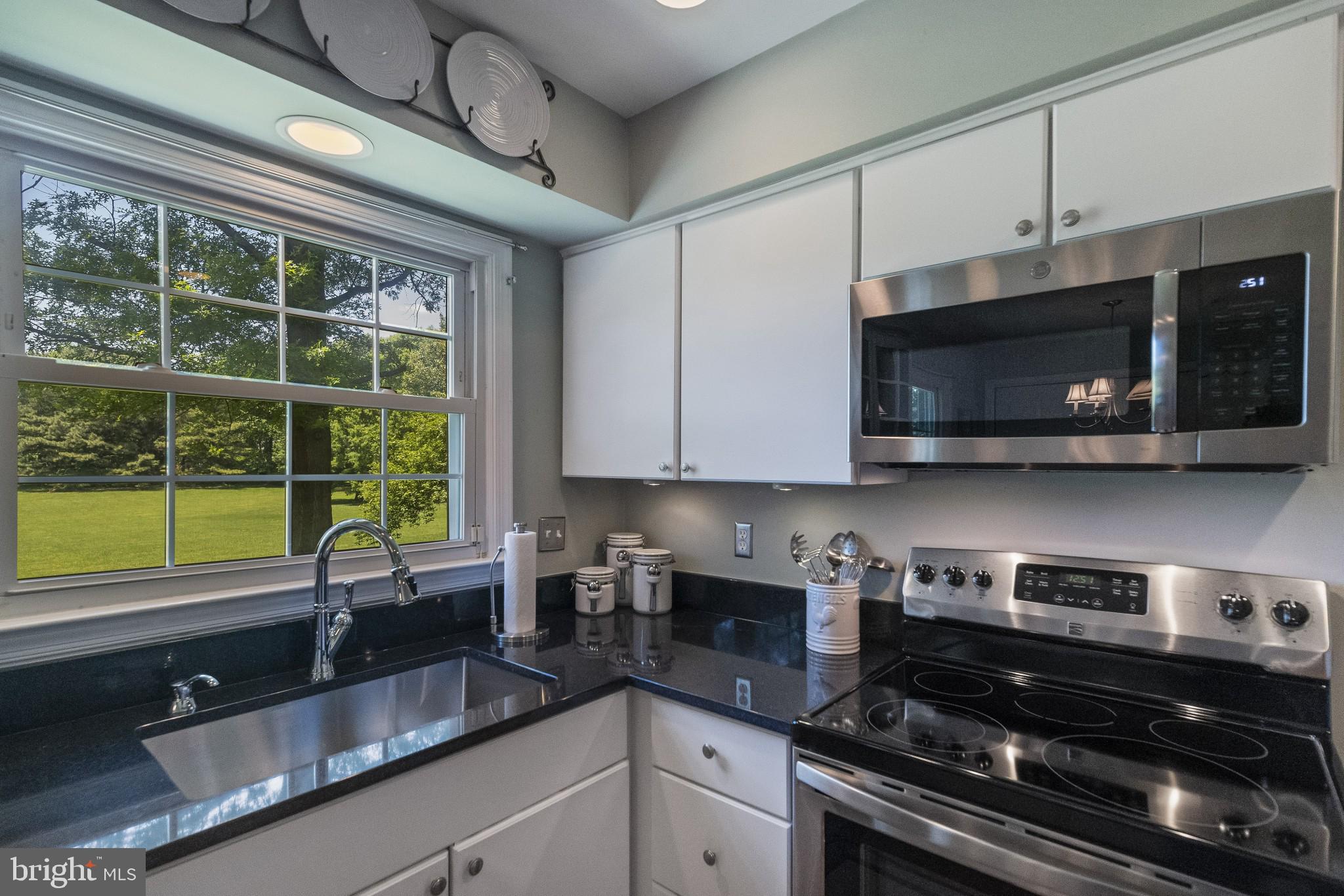 924 Riva Ridge Drive Great Falls, VA 22066 - Photo 12 of 44