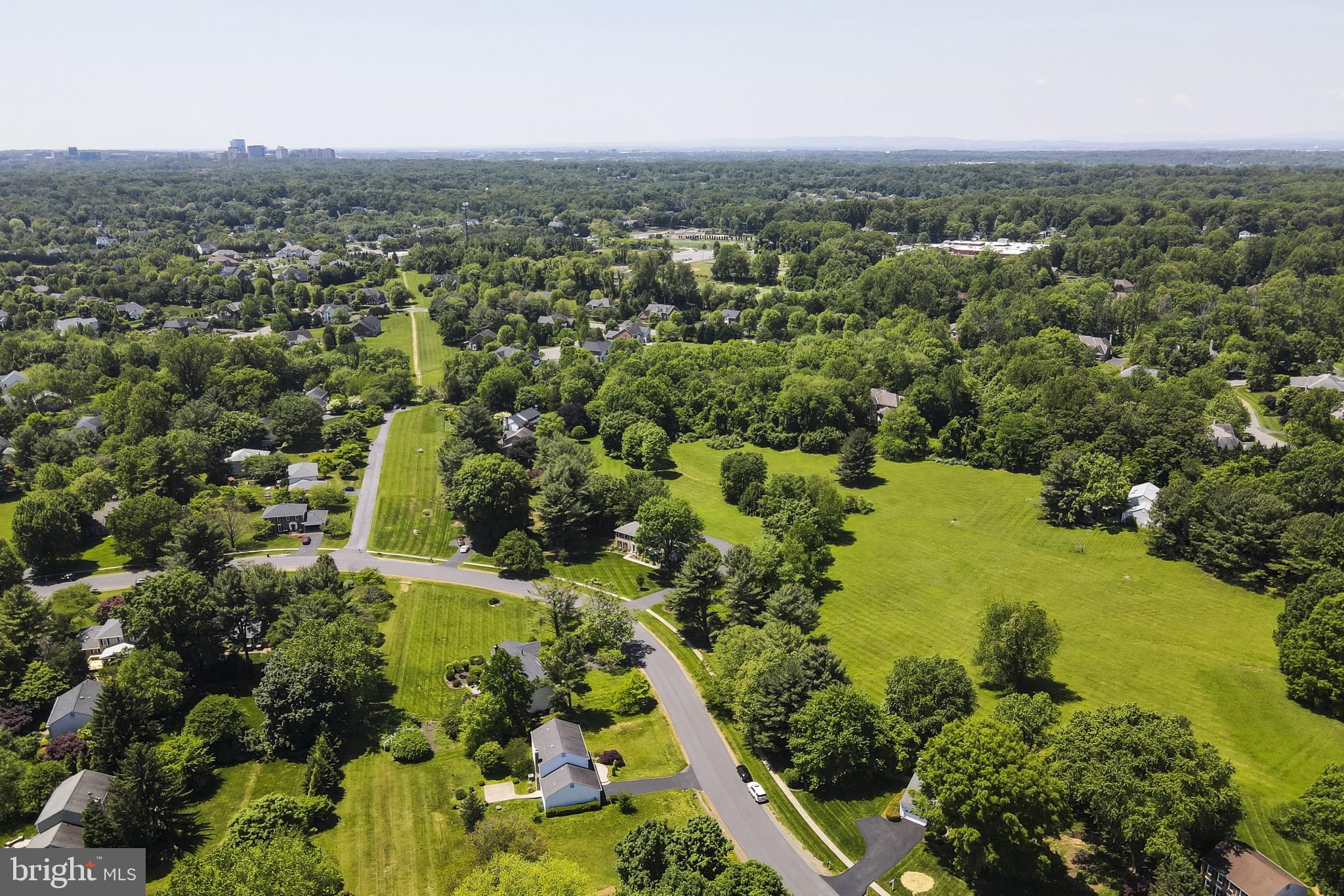 924 Riva Ridge Drive Great Falls, VA 22066 - Photo 42 of 44