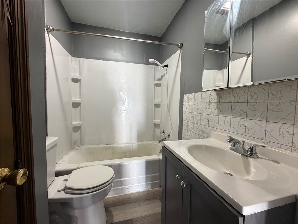 1845 West Waggoner Street Decatur, IL 62526 - Photo 9 of 11 Gallery Image 9