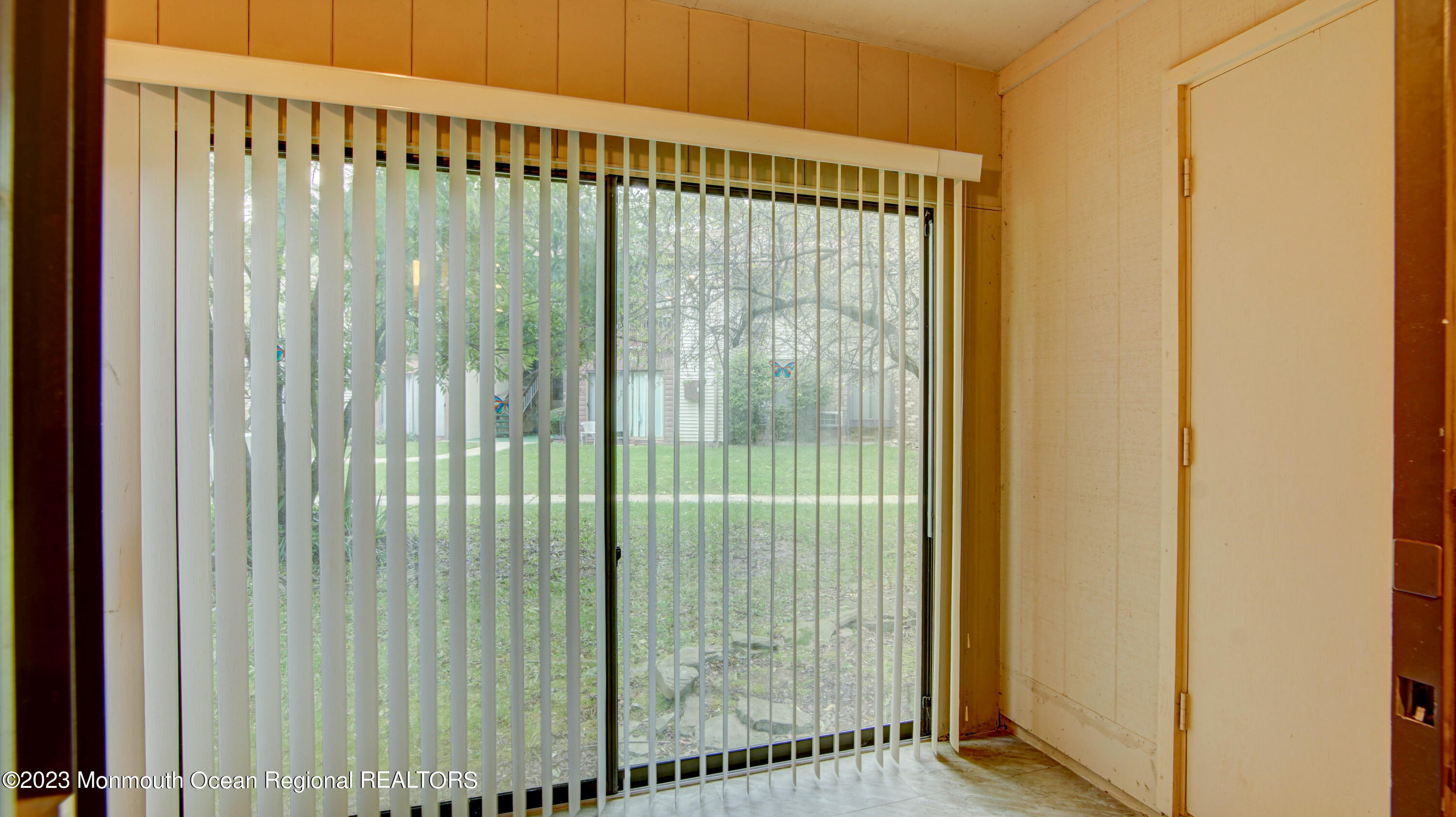 91 Arrowood Road, Unit B Manalapan, NJ 07726 - Photo 8 of 20