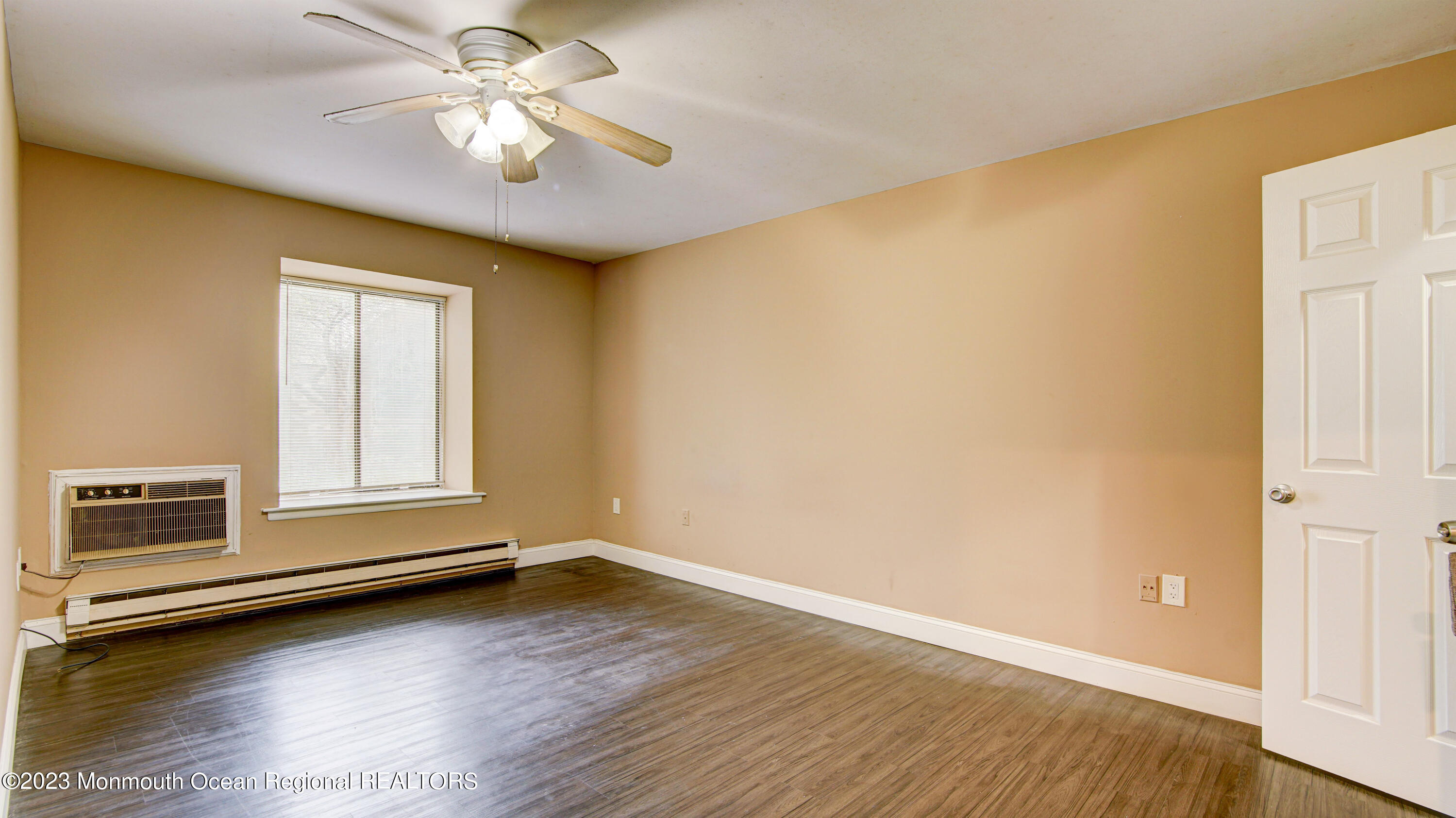 91 Arrowood Road, Unit B Manalapan, NJ 07726 - Photo 10 of 20 Master BR