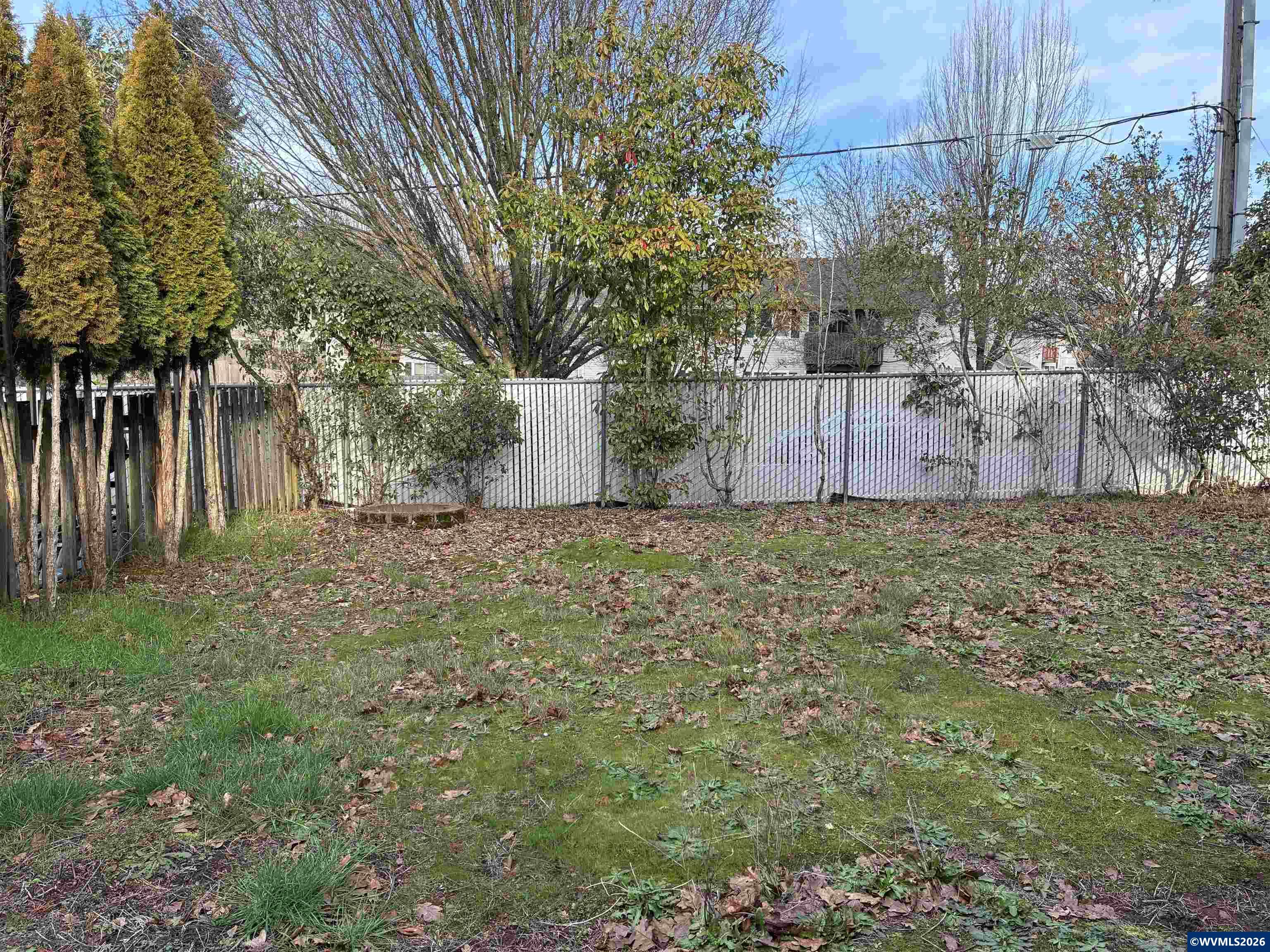 2000 Robins Lane Southeast, Unit 7 Salem, OR 97306 - Photo 35 of 39 a view of a outdoor space