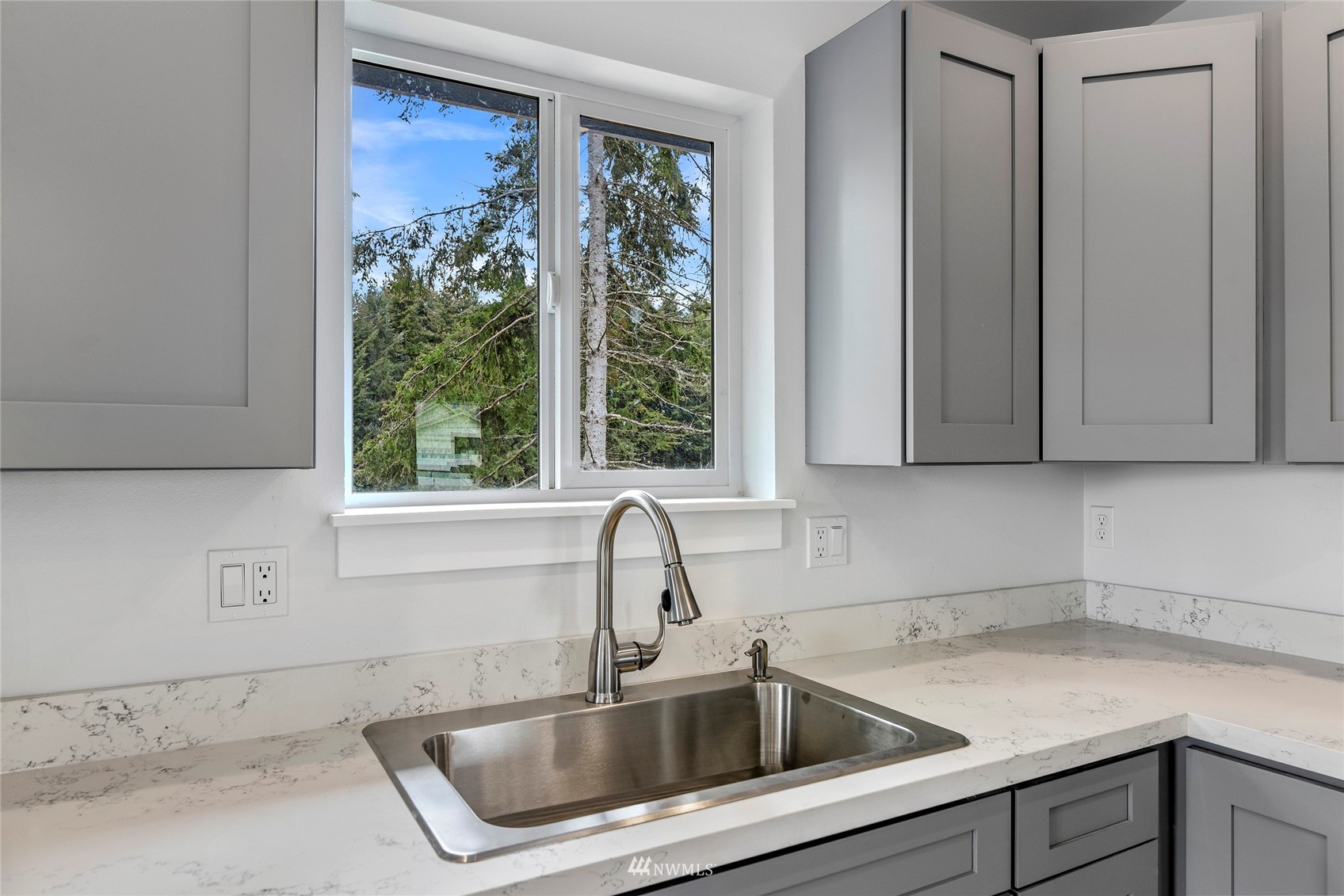 1140 Thorndyke Road Port Ludlow, WA 98365 - Photo 9 of 25 Gallery Image 9