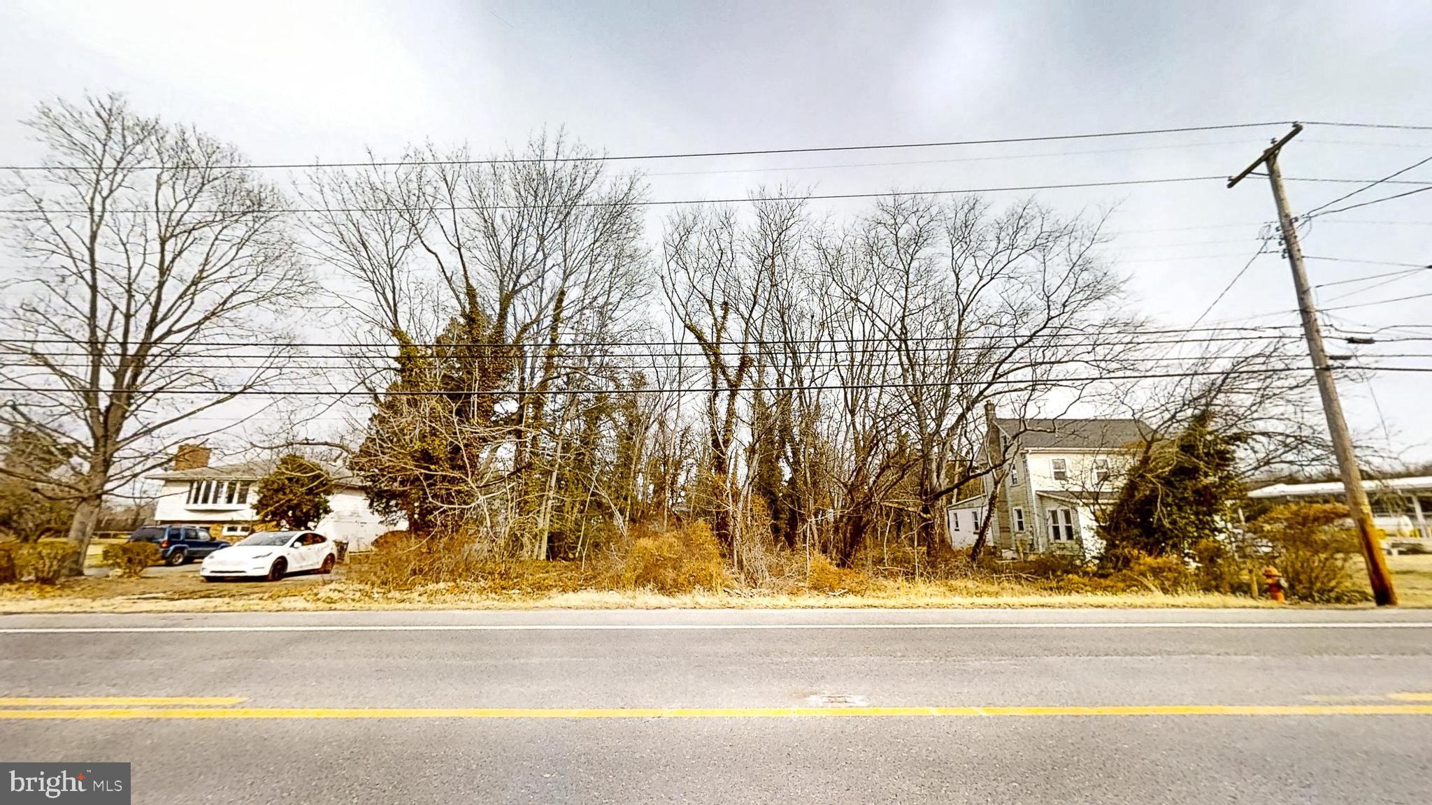 655 Buckshutem Road Bridgeton, NJ 08302 - Photo 2 of 7 a view of a city street
