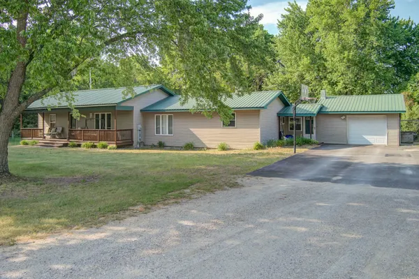 $587,000 | 4793 East Duck Lake Road, Grawn, MI 49637