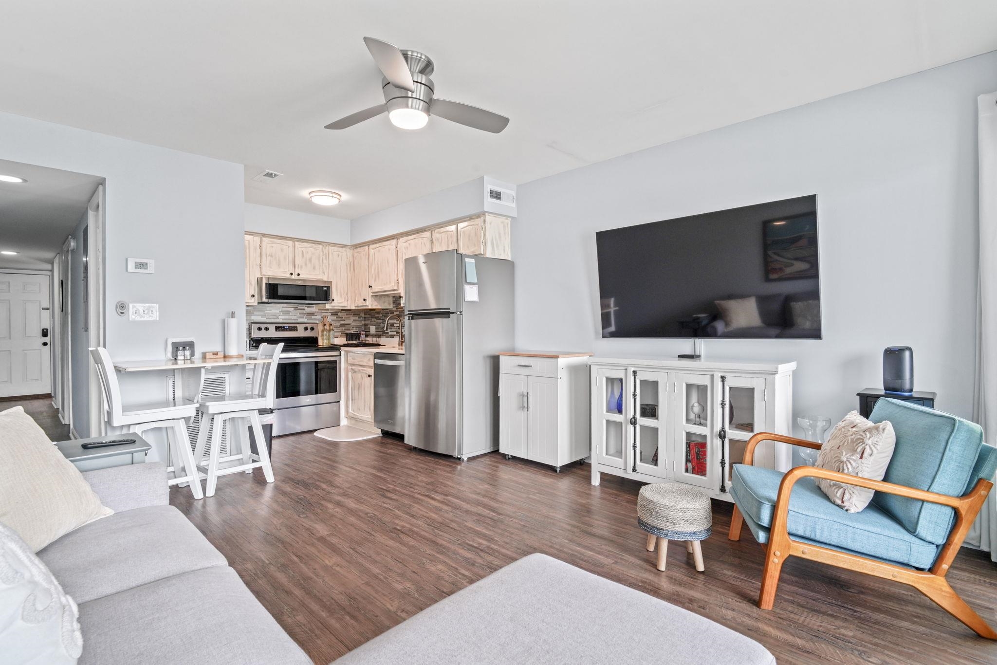 301 North Waccamaw Drive, Unit 210 Murrells Inlet, SC 29576 - Photo 9 of 23
