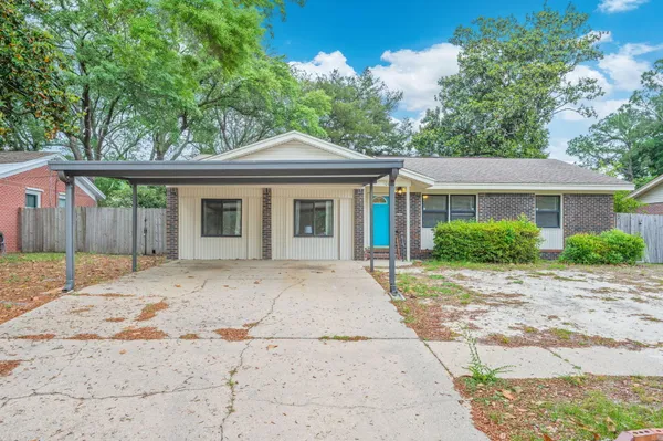 $329,000 | 1005 Julia Avenue, Niceville, FL 32578