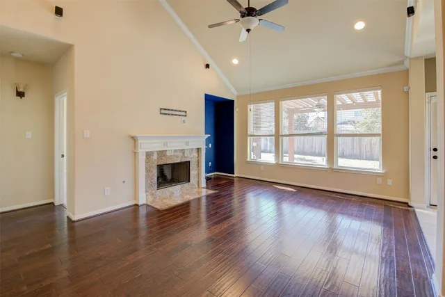 $3,200 | 87 North Pinto Point Circle, Spring, TX 77389