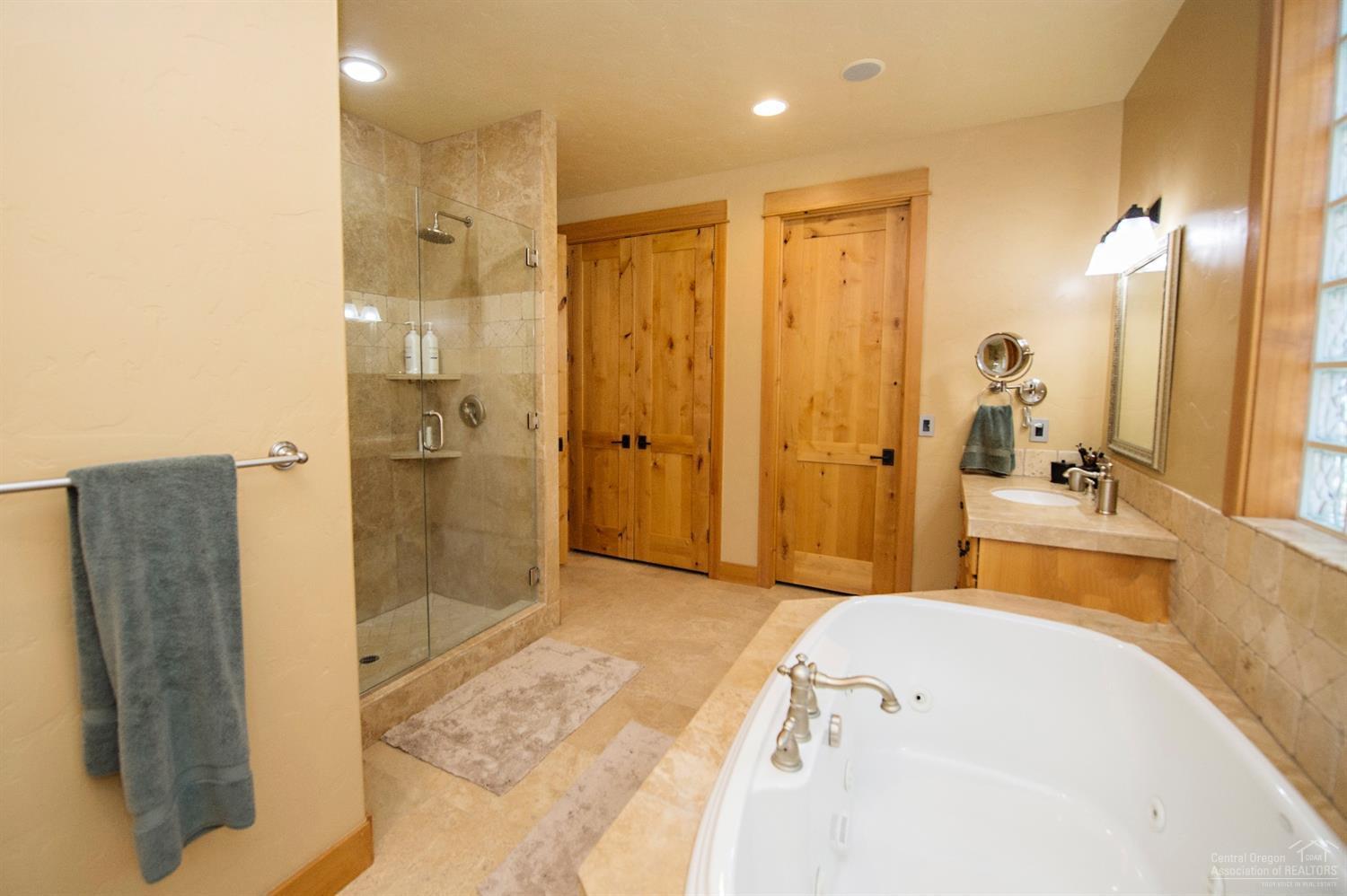 61831 Fall Creek Loop Bend, OR 97702 - Photo 20 of 23 Additional Photo