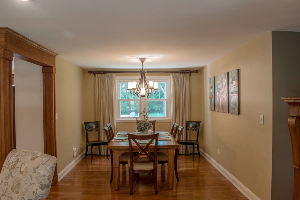 143 Lovejoy Road Andover, MA 01810 - Photo 5 of 27 Gallery Image 5