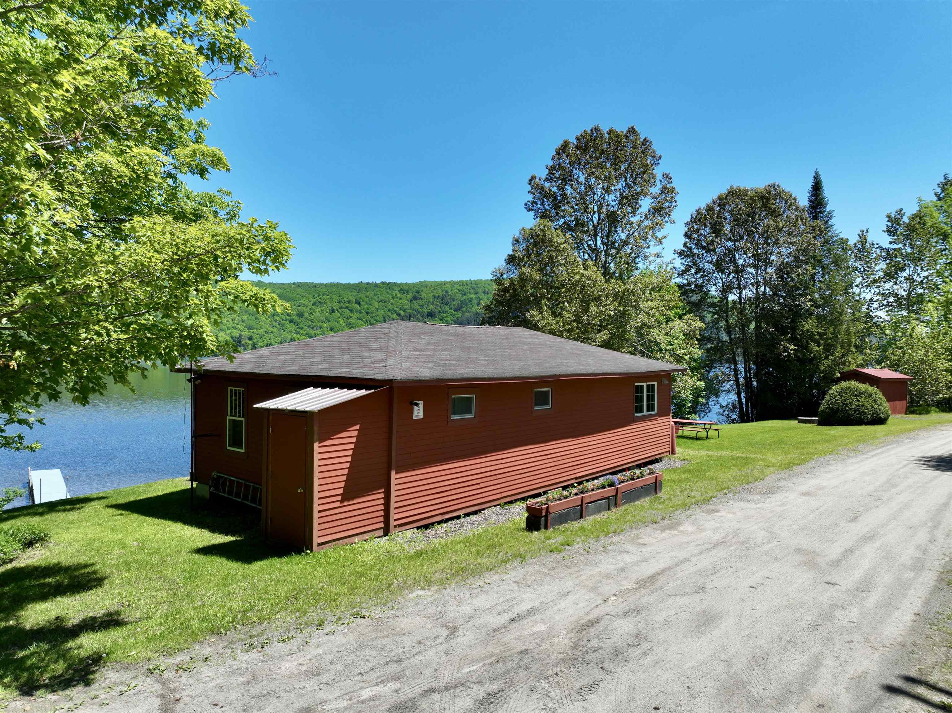 140 Lakeside Lane Barton, VT 05822 - Photo 5 of 29