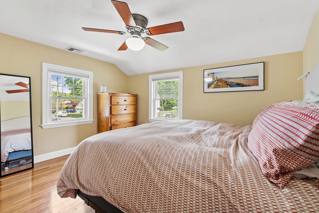 9 Chapman Road Wakefield, MA 01880 - Photo 14 of 34