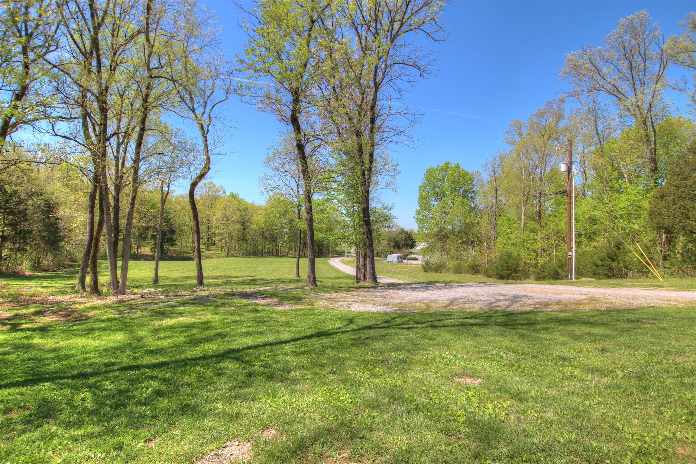 9185 Arnold Road Christiana, TN 37037 - Photo 28 of 30 Front yard!