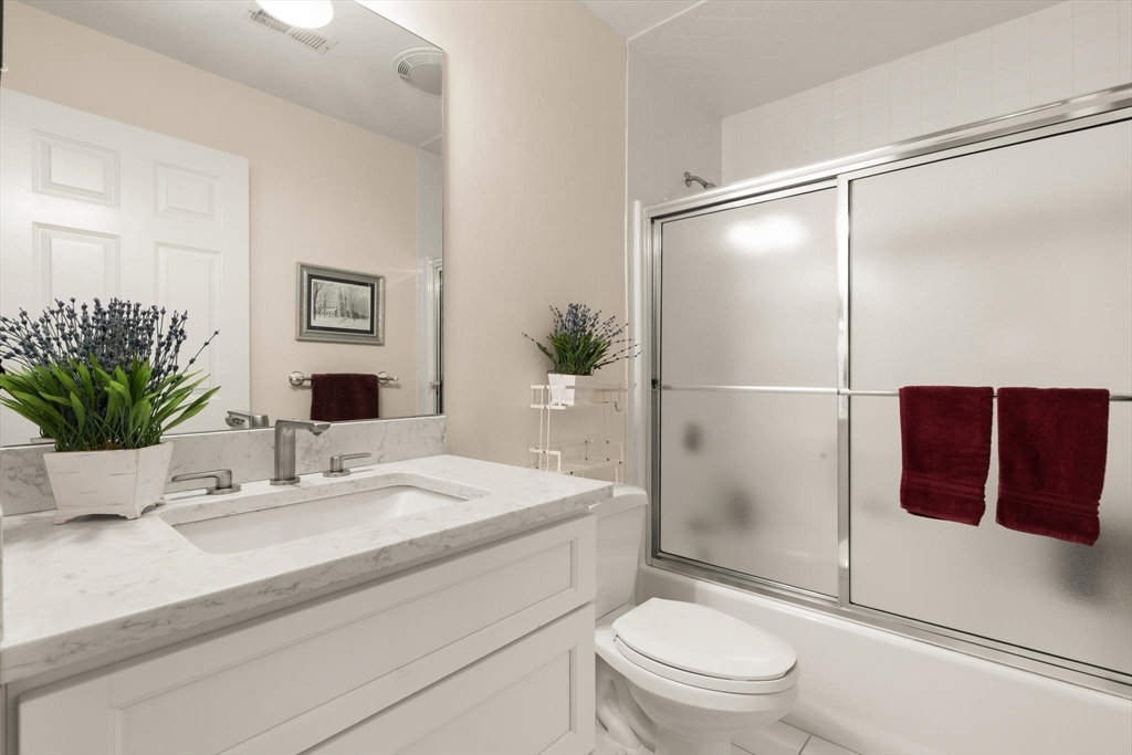 72 Putnam Street, Unit 72 Needham, MA 02494 - Photo 28 of 38