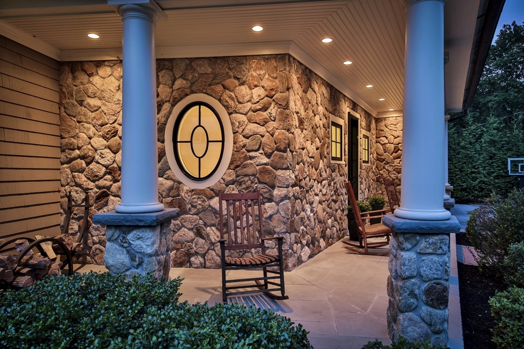 15 Slocum Road Lexington, MA 02421 - Photo 2 of 37