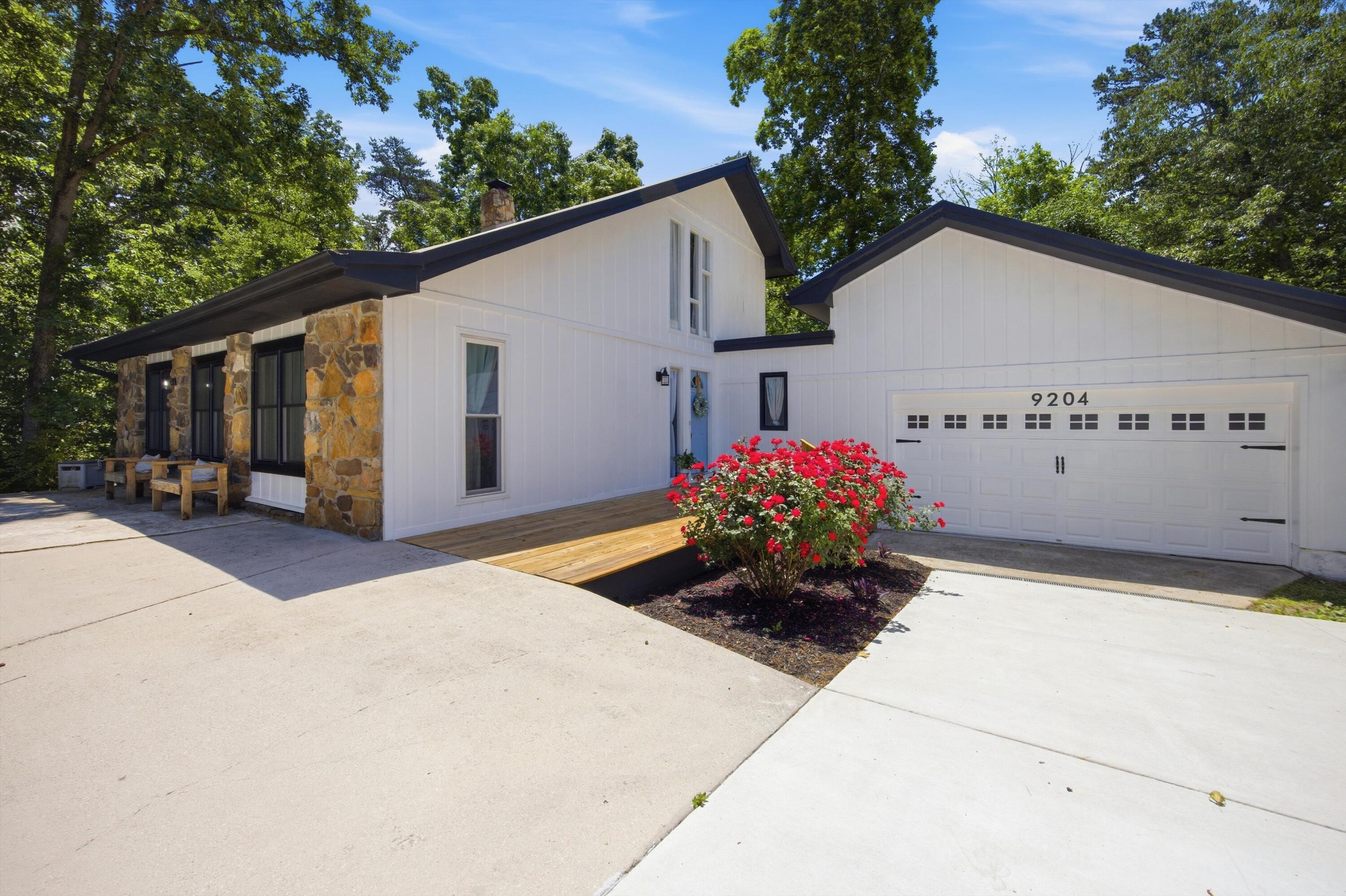 9204 Pine Ridge Road Ooltewah, TN 37363 - Photo 6 of 42 06-9204PineRidgeRd-12