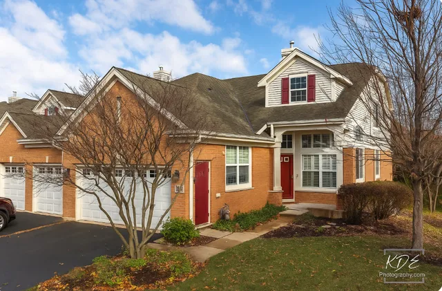 $540,000 | 945 Winner's Cup Court, Unit 945, Naperville, IL 60565