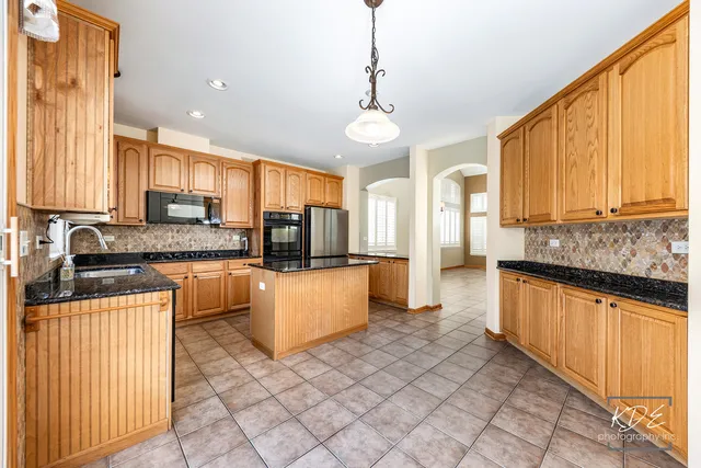 $540,000 | 945 Winner's Cup Court, Unit 945, Naperville, IL 60565