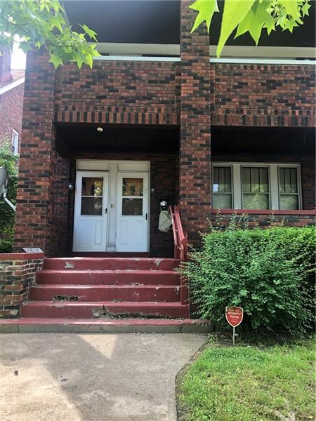 1816 Perrott Avenue Pittsburgh, PA 15212 - Photo 2 of 9