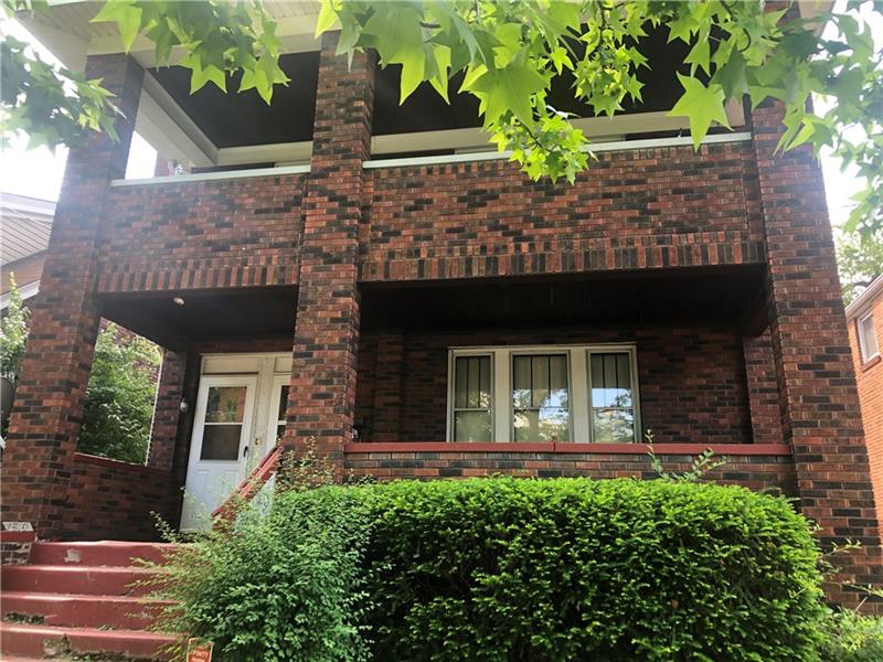 1816 Perrott Avenue Pittsburgh, PA 15212 - Photo 3 of 9