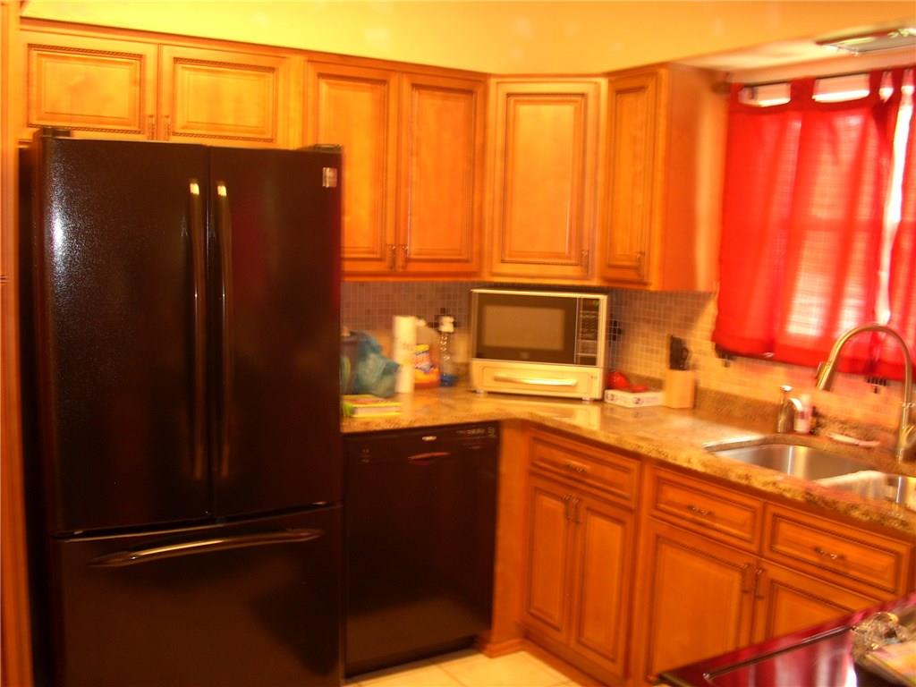 116 Charles Street Butler, PA 16001 - Photo 3 of 18 Gallery Image 3