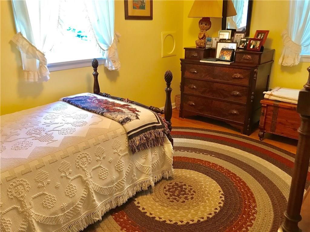 3222 Kennebec Road Pittsburgh, PA 15241 - Photo 17 of 25 3rrd Bedroom