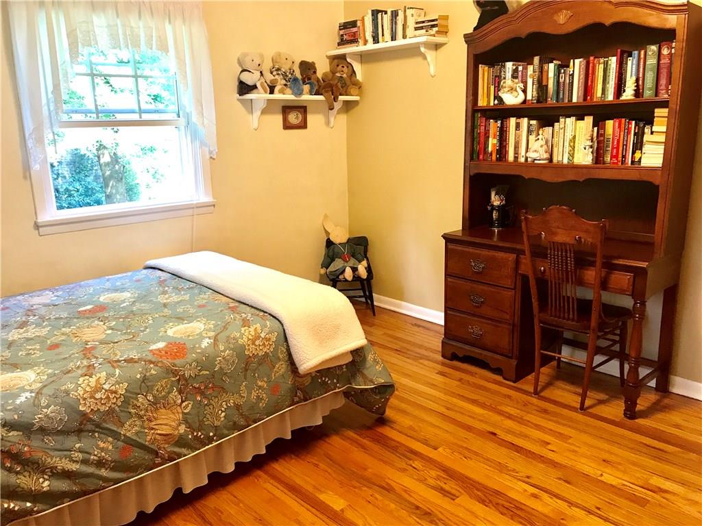 3222 Kennebec Road Pittsburgh, PA 15241 - Photo 20 of 25 2nd Bedroom