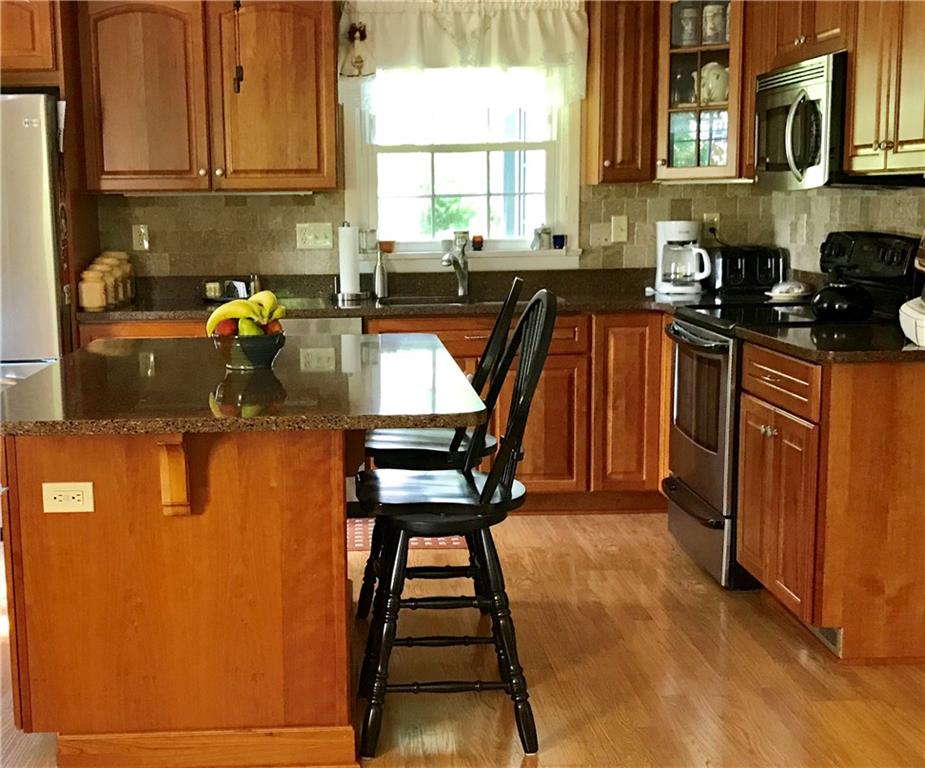 3222 Kennebec Road Pittsburgh, PA 15241 - Photo 10 of 25 Newly updated Kitchen