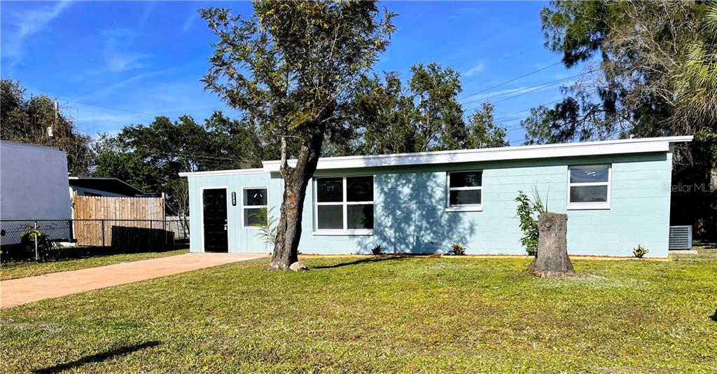 2908 Sample Loop Tampa, FL 33619 - Photo 1 of 1 Gallery Image 1