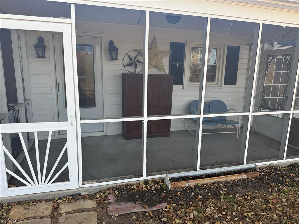 2448 Milling Road Mocksville, NC 27028 - Photo 4 of 27