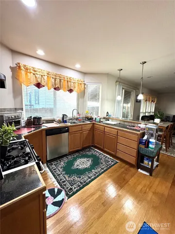 $1,100,000 | 1612 Holbrook Avenue, Everett, WA 98203