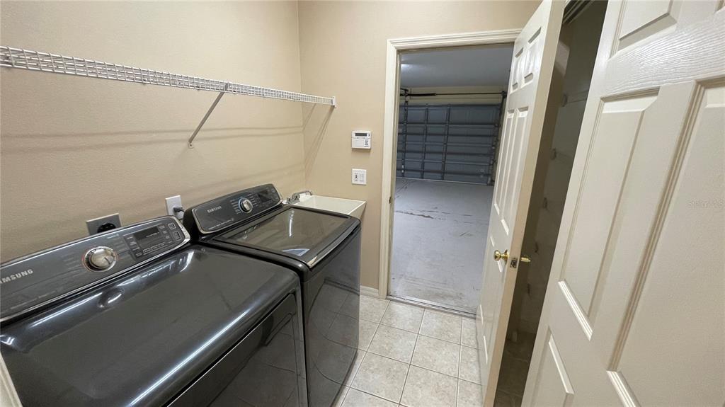 10812 Bullrush Terrace Lakewood Ranch, FL 34202 - Photo 37 of 44 a view of utility room