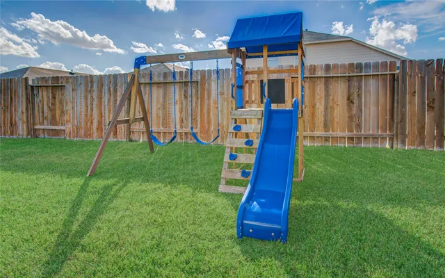 $275,000 | 6023 Lilly Belle Street, Katy, TX 77449