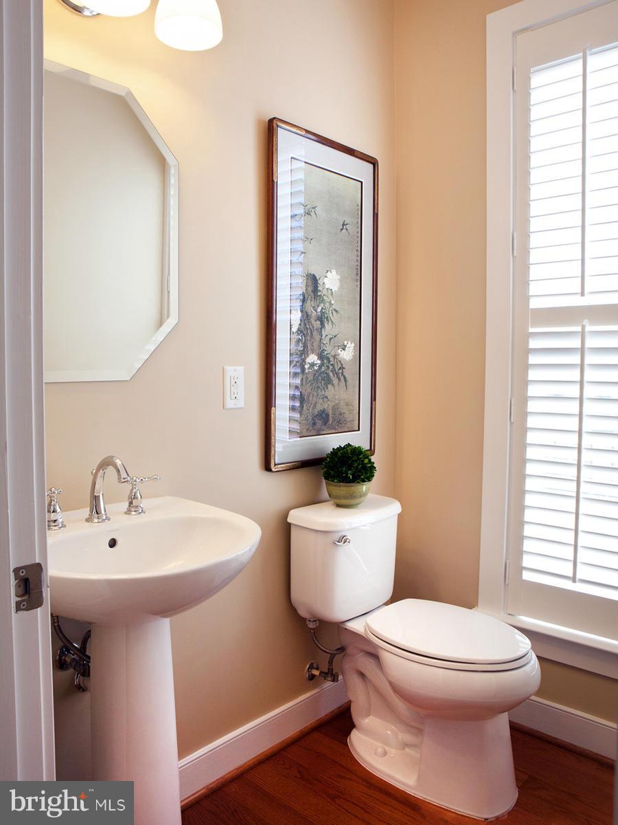 306 K Street Southeast Washington, DC 20003 - Photo 15 of 30 Main Level Half Bath Southeast