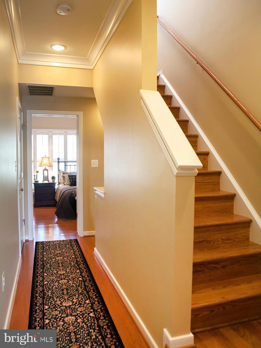 306 K Street Southeast Washington, DC 20003 - Photo 20 of 30 Third Level Hall North