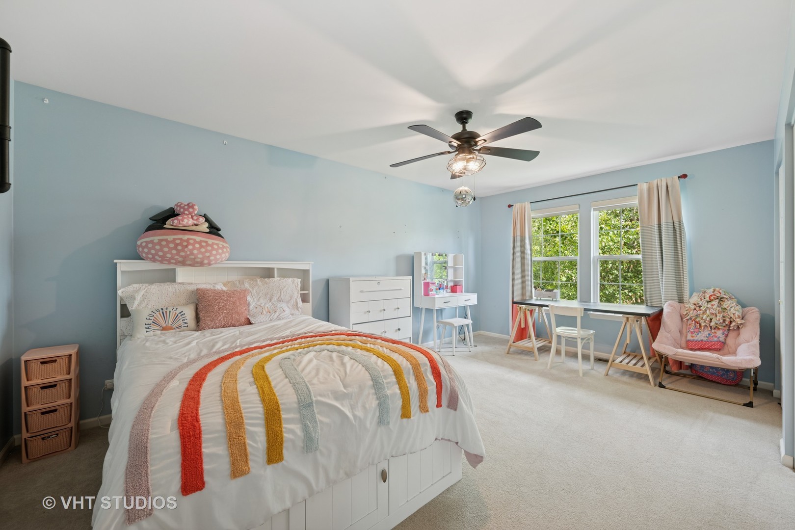 390 Sterling Circle Cary, IL 60013 - Photo 20 of 55 a bedroom with a bed and a chandelier