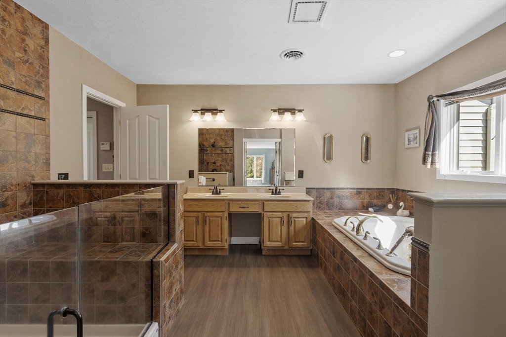 118 Willis Road Gardner, MA 01440 - Photo 20 of 42