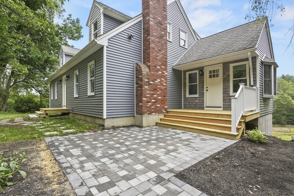 19 King Road Charlton, MA 01507 - Photo 1 of 35
