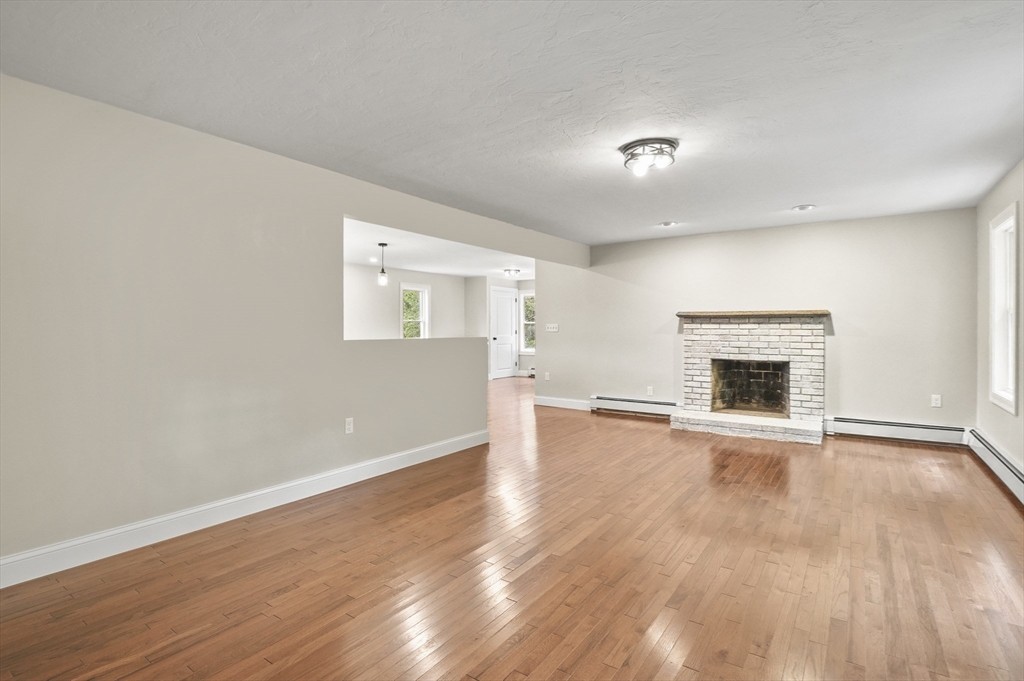 19 King Road Charlton, MA 01507 - Photo 11 of 35