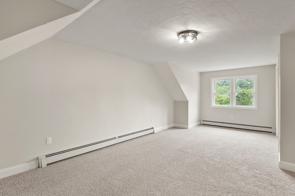 19 King Road Charlton, MA 01507 - Photo 18 of 35