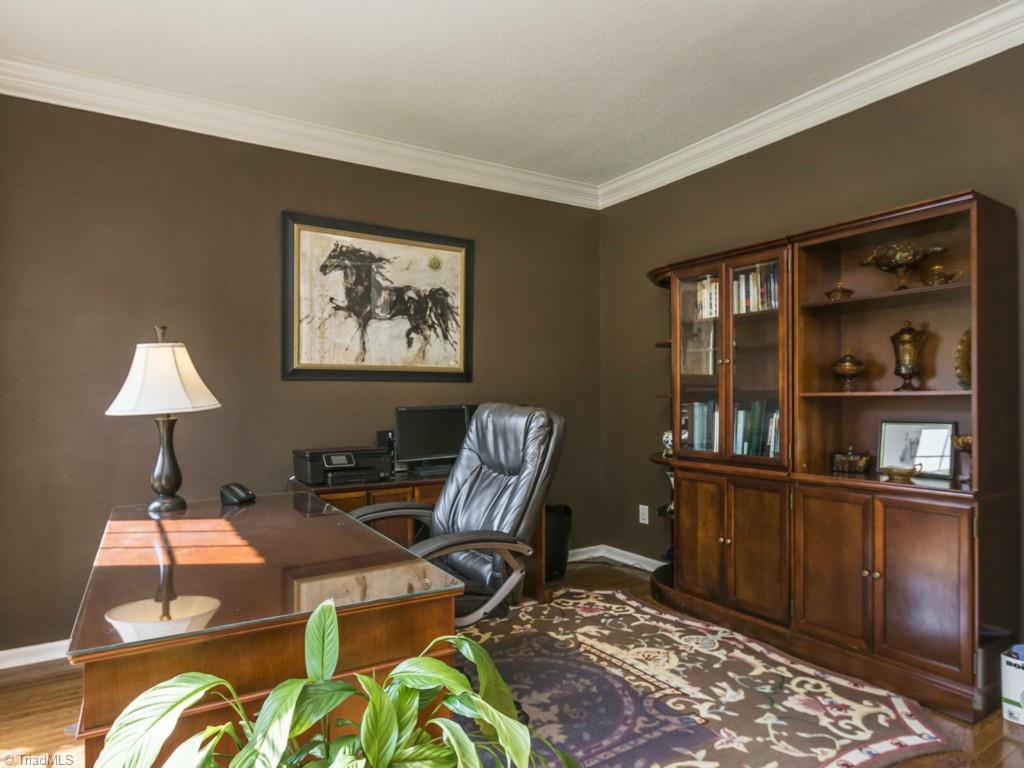 6403 High View Road Greensboro, NC 27410 - Photo 4 of 30 Gallery Image 4