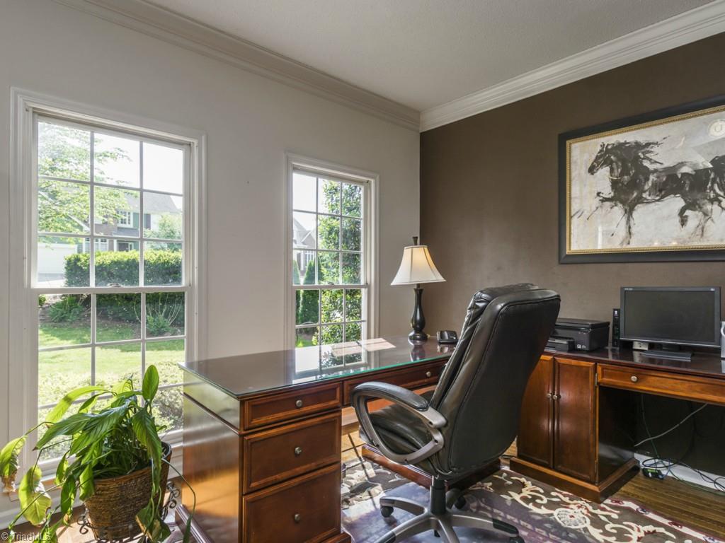 6403 High View Road Greensboro, NC 27410 - Photo 5 of 30 Gallery Image 5