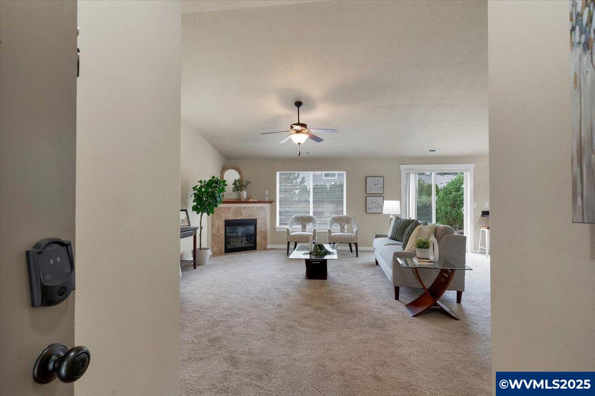 2248 Equestrian Loop South Salem, OR 97302 - Photo 3 of 40