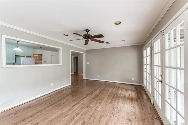 $2,100 | 5537 Lincrest Lane, Houston, TX 77056