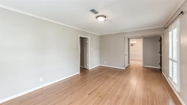 $2,100 | 5537 Lincrest Lane, Houston, TX 77056