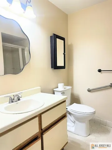 $417,000 | 102 Keystone Court, Edison, NJ 08817