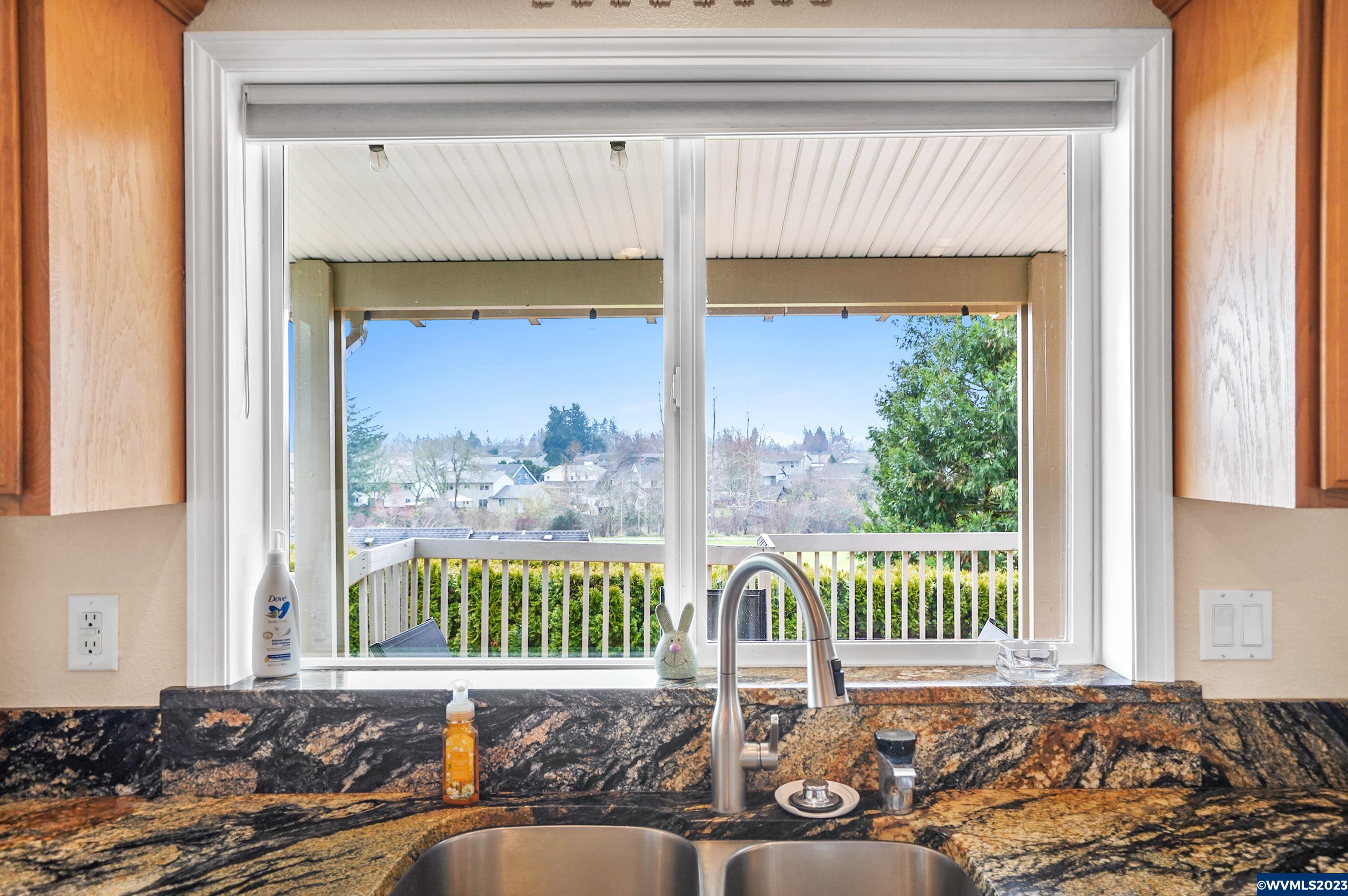 1476 Horizon Ridge Drive Northeast Keizer, OR 97303 - Photo 10 of 39