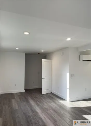 $2,650 | 1790 West 4th Street, Unit 1, Dunellen, NJ 08812